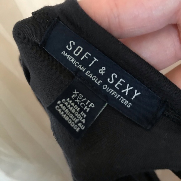 Super cute and soft American Eagle shirt - Picture 4 of 4